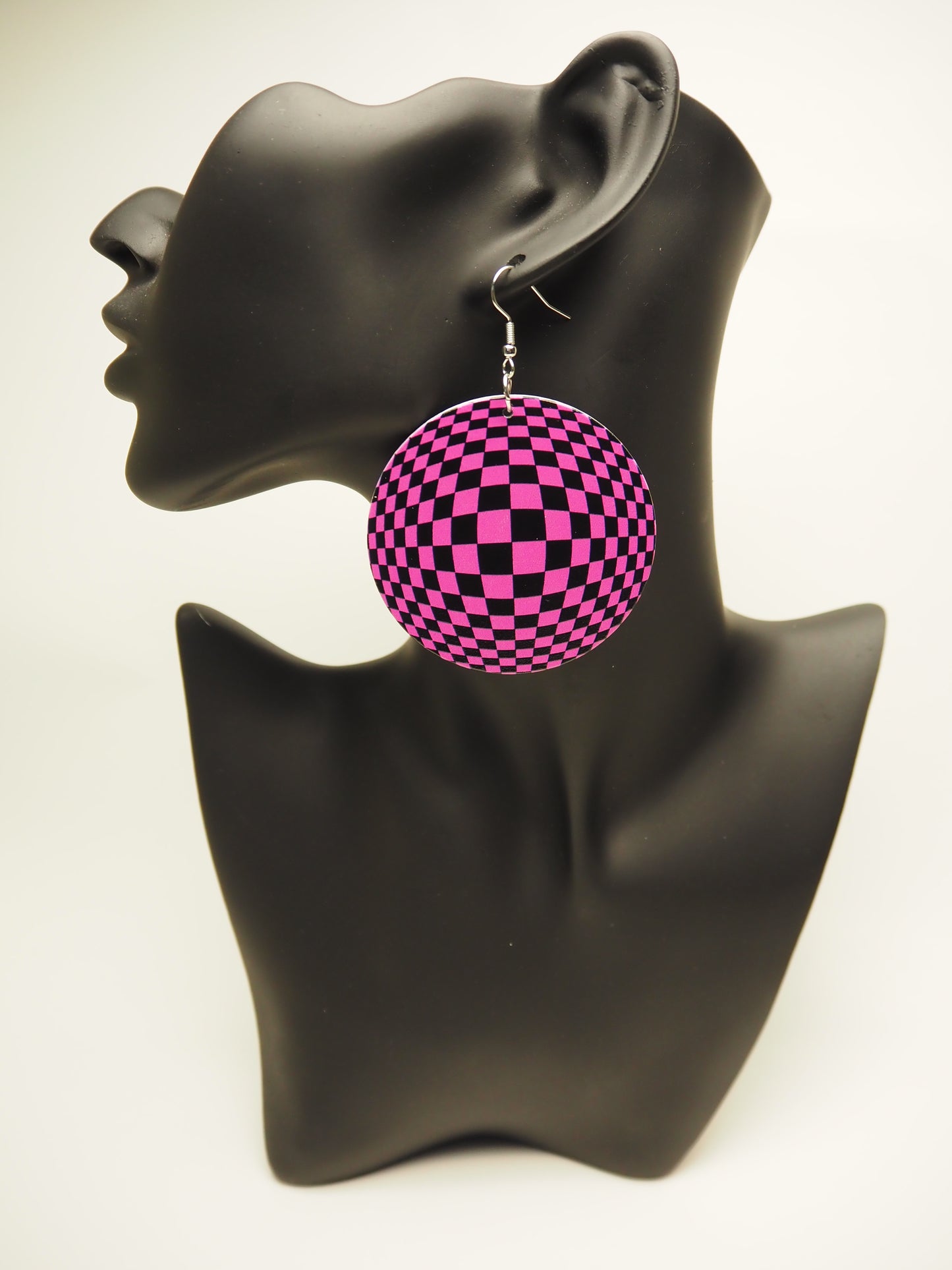 Optical illusion trippy checkerboard earrings look 3D! Cyber hot pink